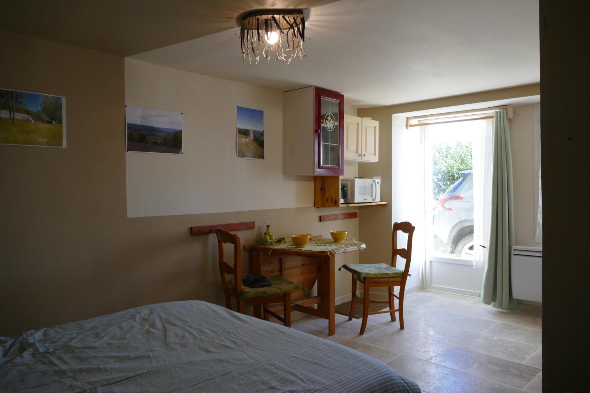 Les Bois Rouges Bed & Breakfast La Rochegiron Luaran gambar
